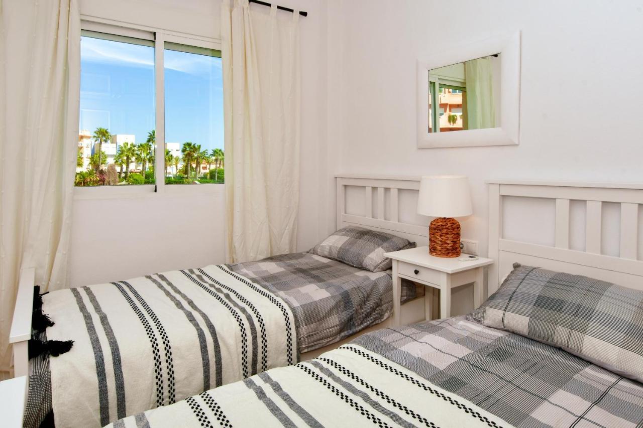 Apartamento Terrazas De Aguamarina Dehesa de Campoamor  Luaran gambar